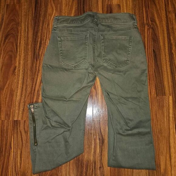 Old Navy The Rockstar Jean Green Skinny Jeans With Zipper Details Womans Size 6 - Picture 6 of 8